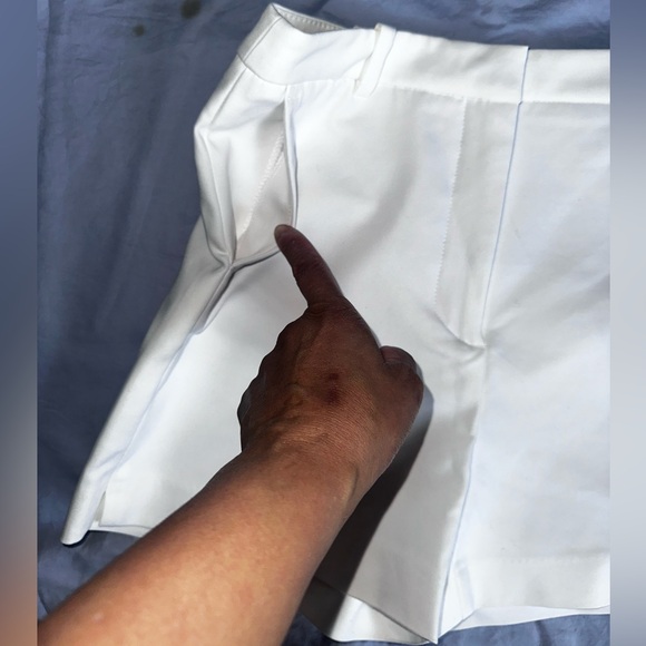 Zara Classic White Women's Shorts - Picture 3 of 15